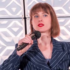 Profile picture for Veronica Kirin