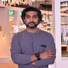 Profile picture for Umer Asif - LimiAI