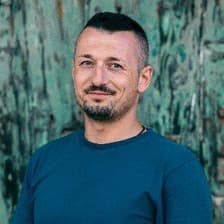 Profile picture for Alex Gavrilescu