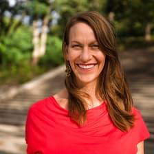 Profile picture for Lisa Gralnek