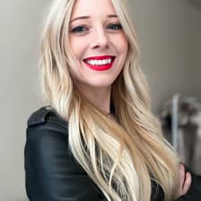 Profile picture for Claire Longo