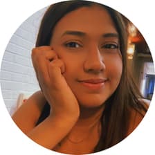 Profile picture for Ludmila Vieira
