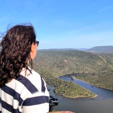 Profile picture for Cristina - Curiositravel