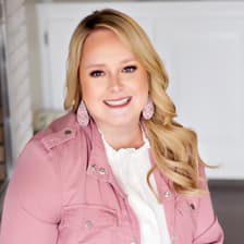 Profile picture for Julie Smith
