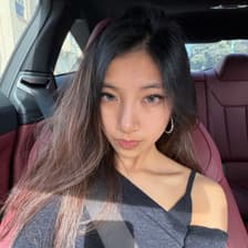 Profile picture for Vivian Cai
