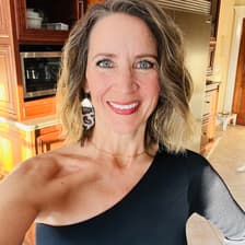 Profile picture for Bethanee Syversen