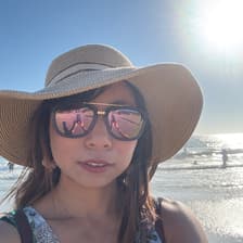 Profile picture for Hillary Zhang