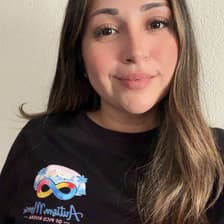 Profile picture for Julie Cisneros
