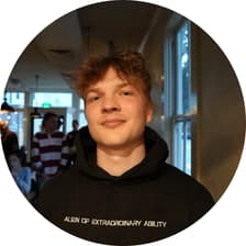 Profile picture for Robert Lukoszko