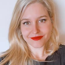 Profile picture for Mara Larson-Richard (Salesforce)