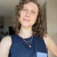 Profile picture for Mia Becker