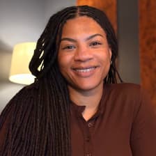 Profile picture for Jhia Turner