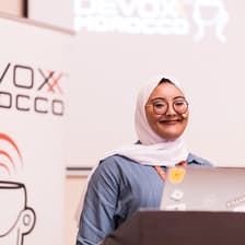 Profile picture for OUMAYMA ESSARHI