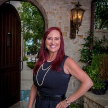 Profile picture for Laurie Allen-Macaluso