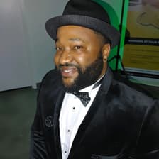 Profile picture for Victor Crumity II