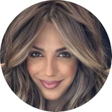 Profile picture for Suzanne Zadeh