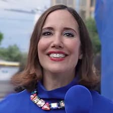 Profile picture for Jennifer de Broglie