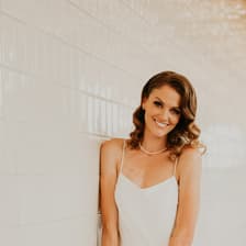Profile picture for Julie Hanell