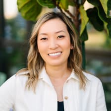 Profile picture for Laura Lee