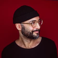 Profile picture for Oliver Farshi