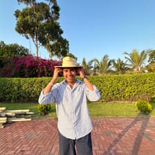 Profile picture for Yamil Quispe Silva