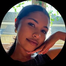 Profile picture for Roshni Edwards
