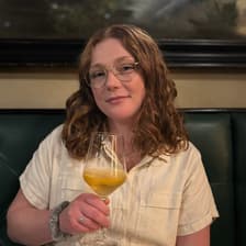 Profile picture for Maira Young