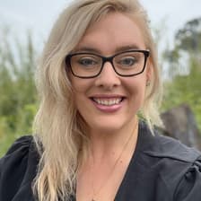 Profile picture for Steph Hallinan