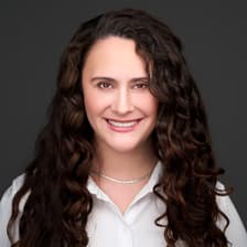 Profile picture for Laura Bennett