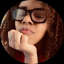 Profile picture for Raphaella Silva