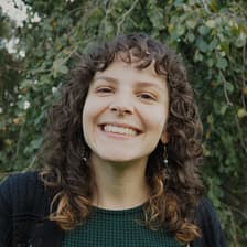 Profile picture for Camila Charpentier