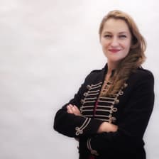 Profile picture for Ana Raluca Radut