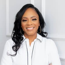 Profile picture for Angie Sanders