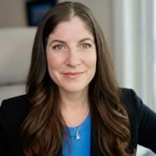 Profile picture for Lindsey Robertson