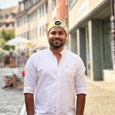 Profile picture for Arya Soni