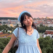 Profile picture for Angelina Wu