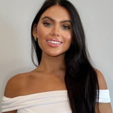 Profile picture for Raynee Henderson