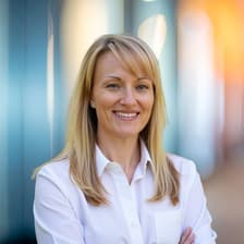 Profile picture for Elizabeth Milkovits