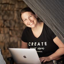 Profile picture for Mirna Smidt