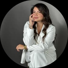Profile picture for Johanna Brizuela