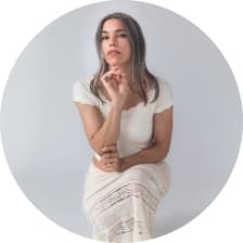 Profile picture for Shelley Thomas