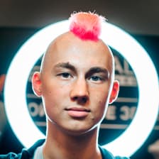 Profile picture for Ruslan Raspopov