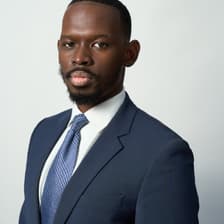 Profile picture for tobi ogedegbe