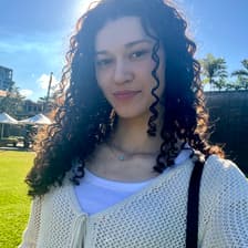 Profile picture for Perla Sesztak Flores