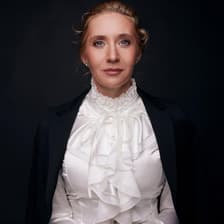 Profile picture for Alexandra Hirzel