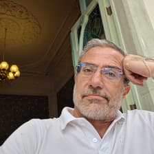 Profile picture for José Luis Vanzzini