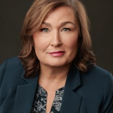 Profile picture for Stephanie Benay