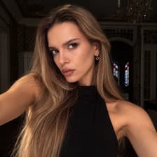 Profile picture for Paula