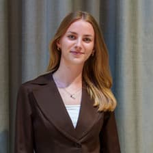 Profile picture for Kristin Barnowsky
