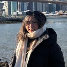 Profile picture for Lindsey Dang